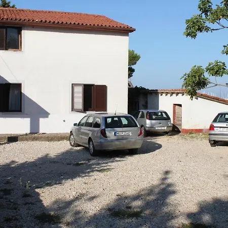 And By The Sea - 7132 Umag