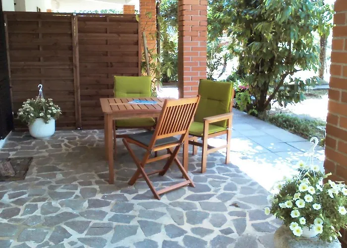 And By The Sea - 7132 Umag