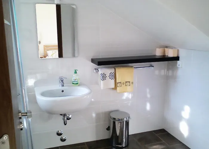 And By The Sea - 7132 3* Umag