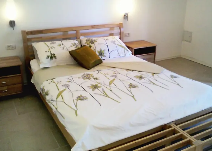 And By The Sea - 7132 Penzion Umag