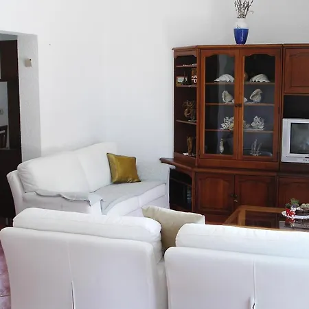 Guest house And By The Sea - 7132 Umag